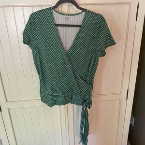 Green striped Loft tie top. Criss cross. Medium